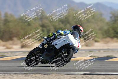 media/Oct-13-2025-Moto Forza (Mon) [[a66d839500]]/2-A Group/Session 4 Turn 7/